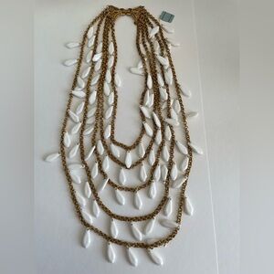 Vintage Elegant Gold and White Layered Necklace